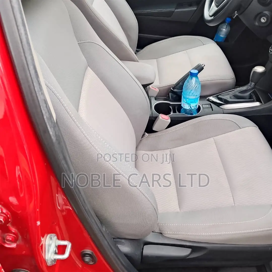 Toyota Corolla 2015 Red
