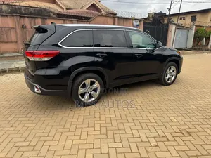 Toyota Highlander Limited 4dr SUV AWD (3.5L 6cyl 6A) 2014 Black