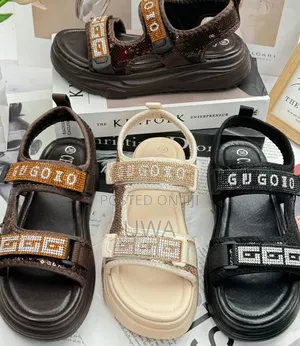 Women's Sequined Platform Sports Sandals With Rhinestone Straps