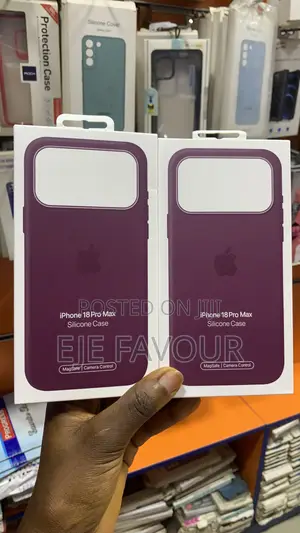 iPhone 17/18 Silicone MagSafe