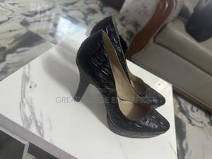 Black Textured Pointed-Toe Court Heels/ Size 36.5