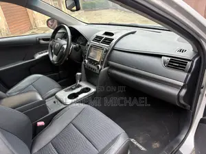 Toyota Camry SE 4dr Sedan (3.5L 6cyl 6A) 2014 Silver