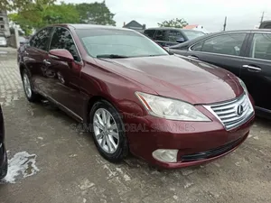 Lexus ES 350 2010 Red