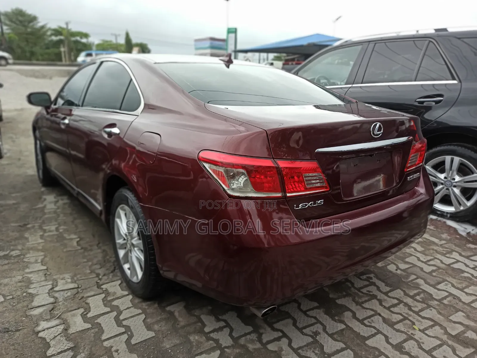 Lexus ES 350 2010 Red