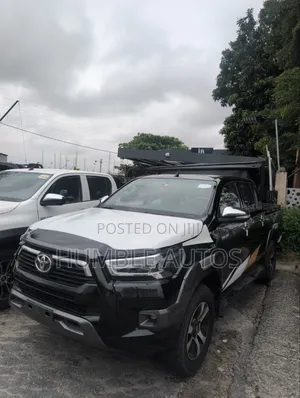 Toyota Hilux 2020 Black