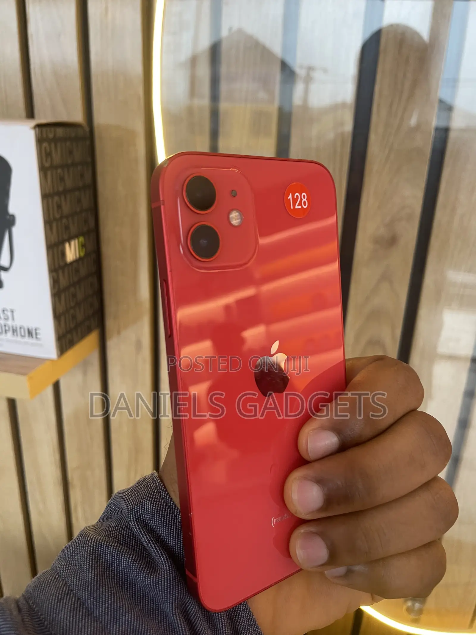 Apple iPhone 12 128 GB Red