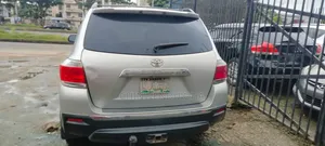 Toyota Highlander 2012 Silver