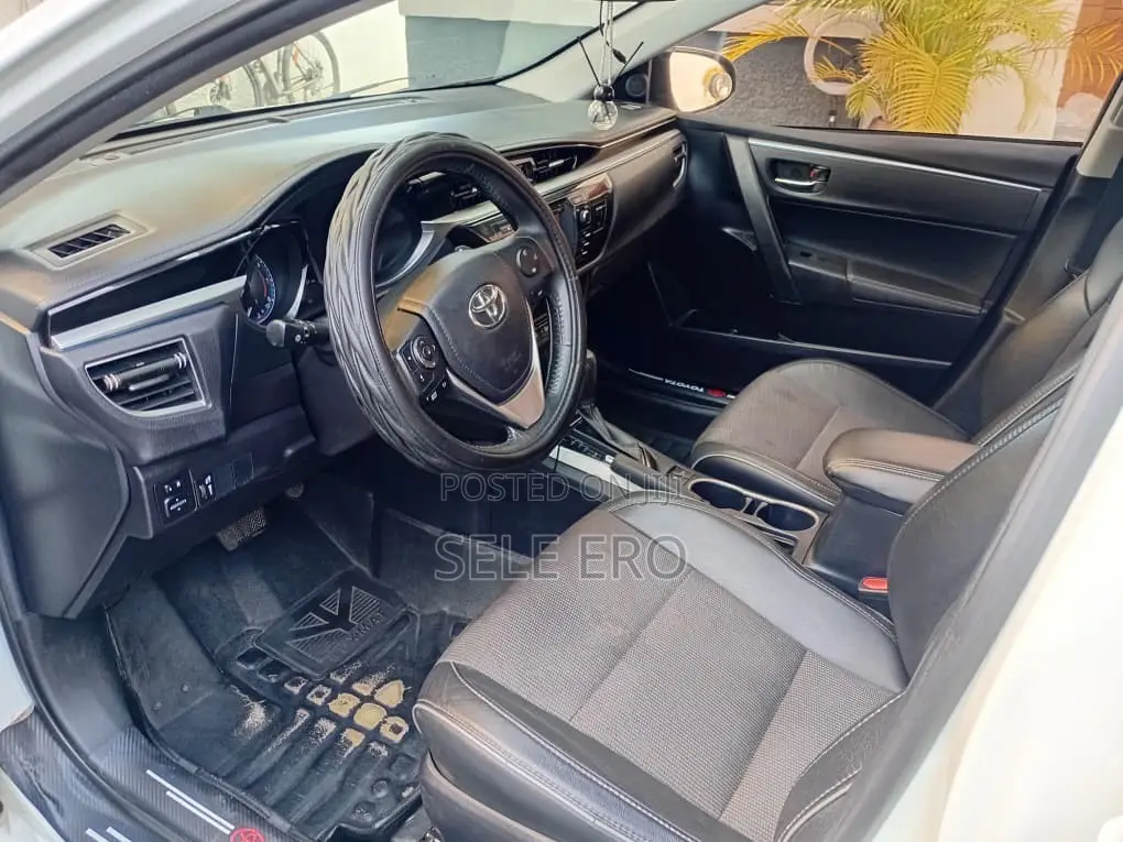 Toyota Corolla 2016 White