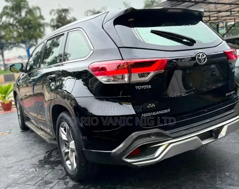 Toyota Highlander 2018 Black