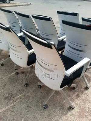 Swivel Chair for Offices ,Workstations and Receptions