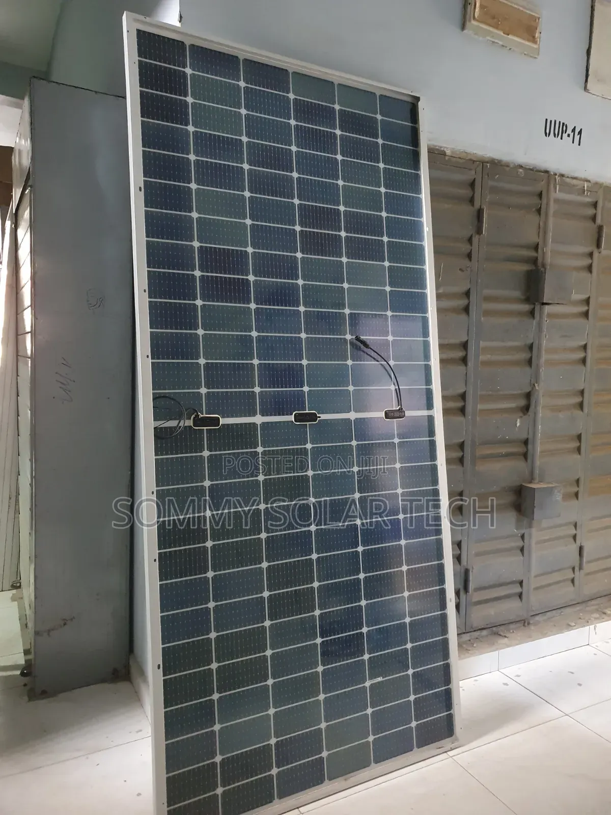 Jinko Solar Panel 720watts Bifacail