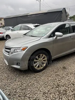 Toyota Venza 2015 Silver