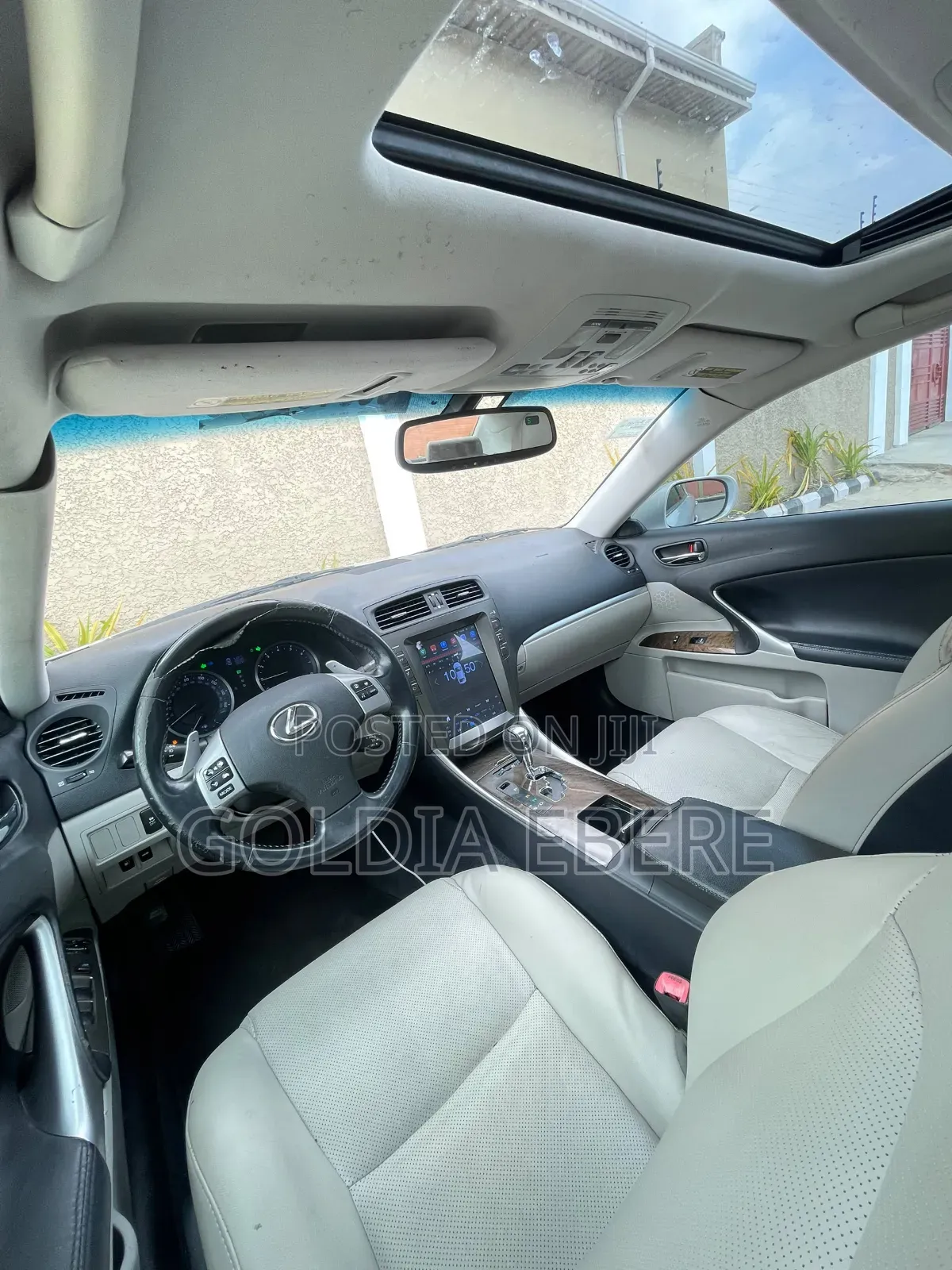 Lexus IS 2012 Silver