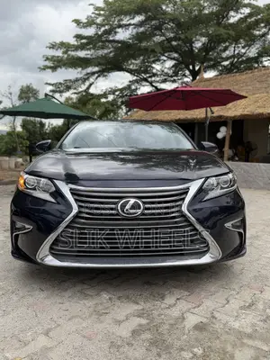 Lexus ES 2018 Blue