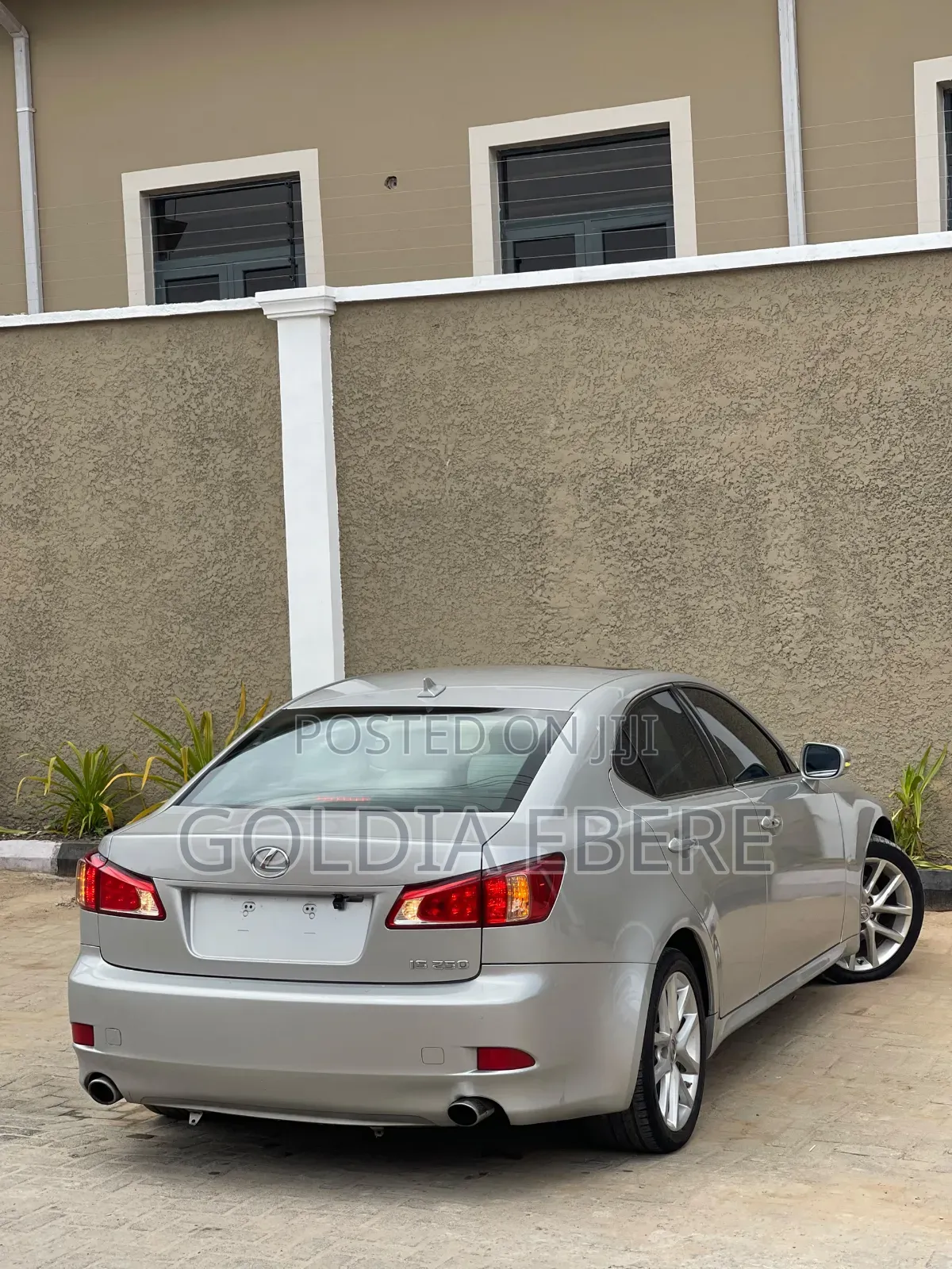 Lexus IS 2012 Silver
