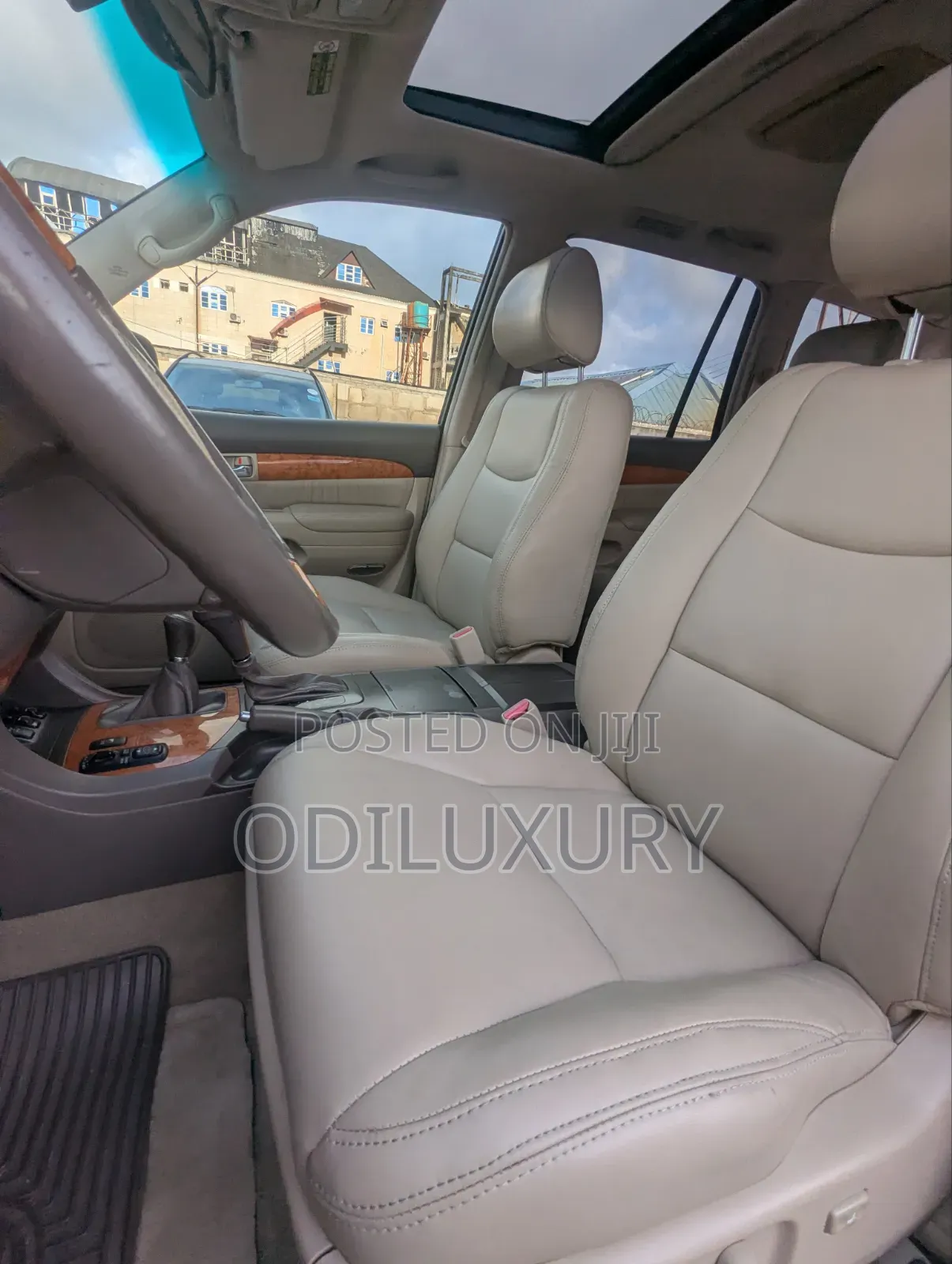 Lexus GX 470 2004 Gold