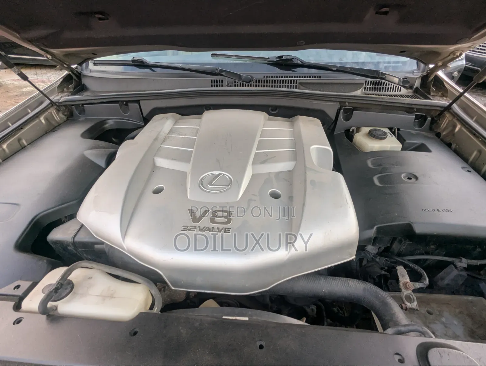 Lexus GX 470 2004 Gold