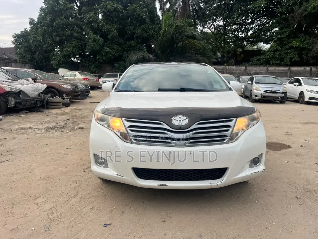 Toyota Venza 2010 White