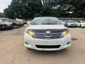 Toyota Venza 2010 White