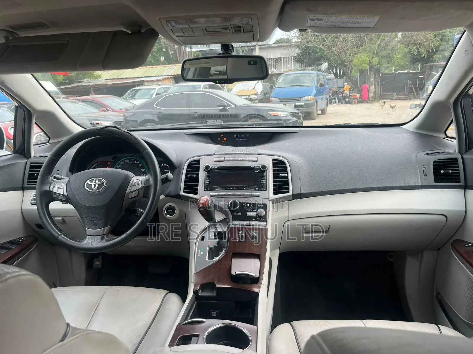 Toyota Venza 2010 White