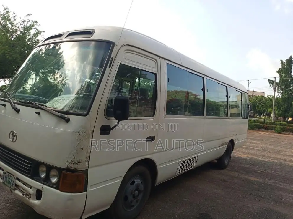 Toyota Coaster 2006 White