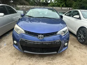 Toyota Corolla 2014 Blue