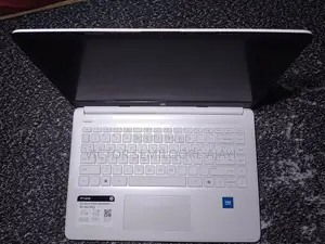 Laptop HP 14-dq1088wm 4GB Intel Celeron eMMC 60GB