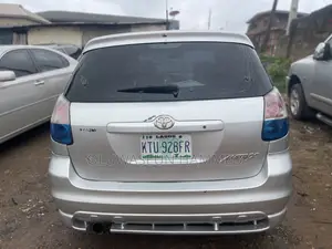 Toyota Matrix 2005 Silver