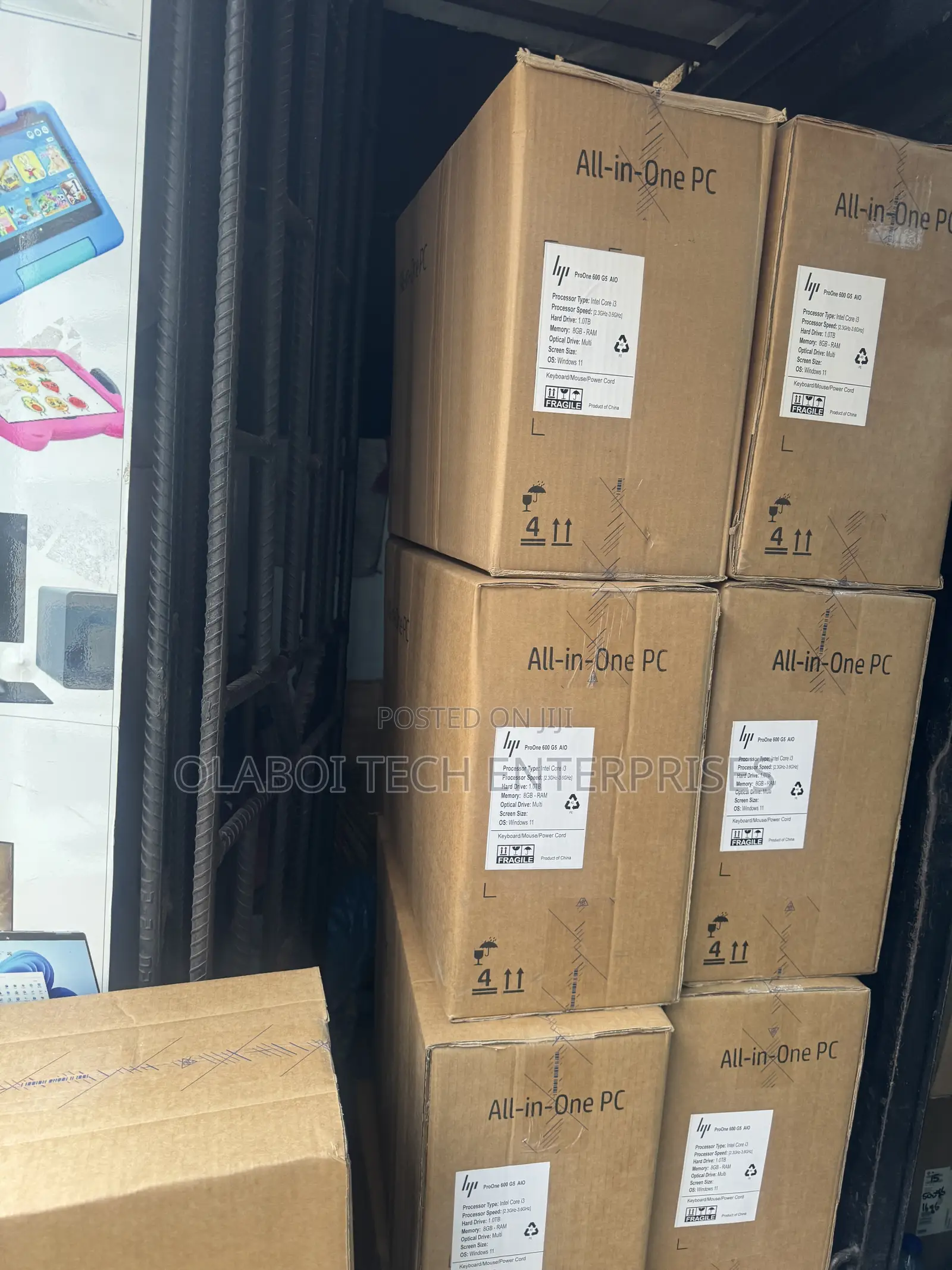 New Desktop Computer HP ProOne 600 8GB Intel Core i3 HDD 1T