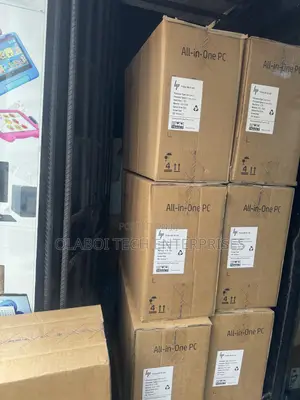 New Desktop Computer HP ProOne 600 8GB Intel Core i3 HDD 1T