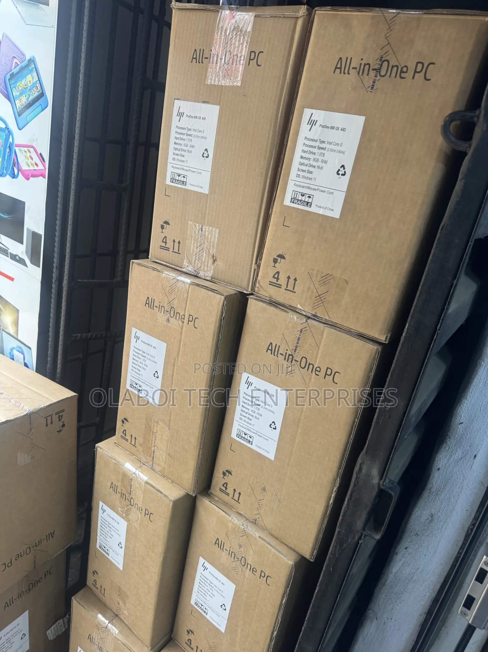 New Desktop Computer HP ProOne 600 8GB Intel Core i3 HDD 1T