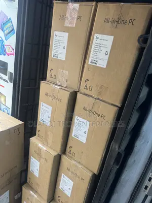 New Desktop Computer HP ProOne 600 8GB Intel Core i3 HDD 1T