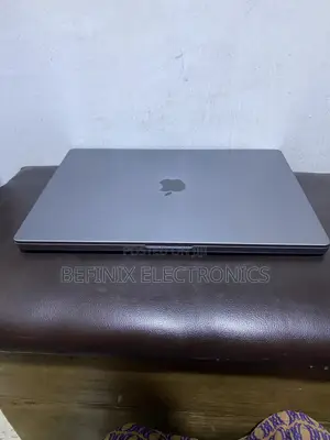 Laptop Apple MacBook Pro 2023 M2 Pro 32GB Apple M2 SSD 2T
