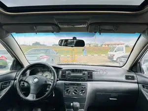 Toyota Corolla 2005 Silver