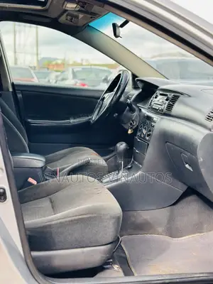 Toyota Corolla 2005 Silver