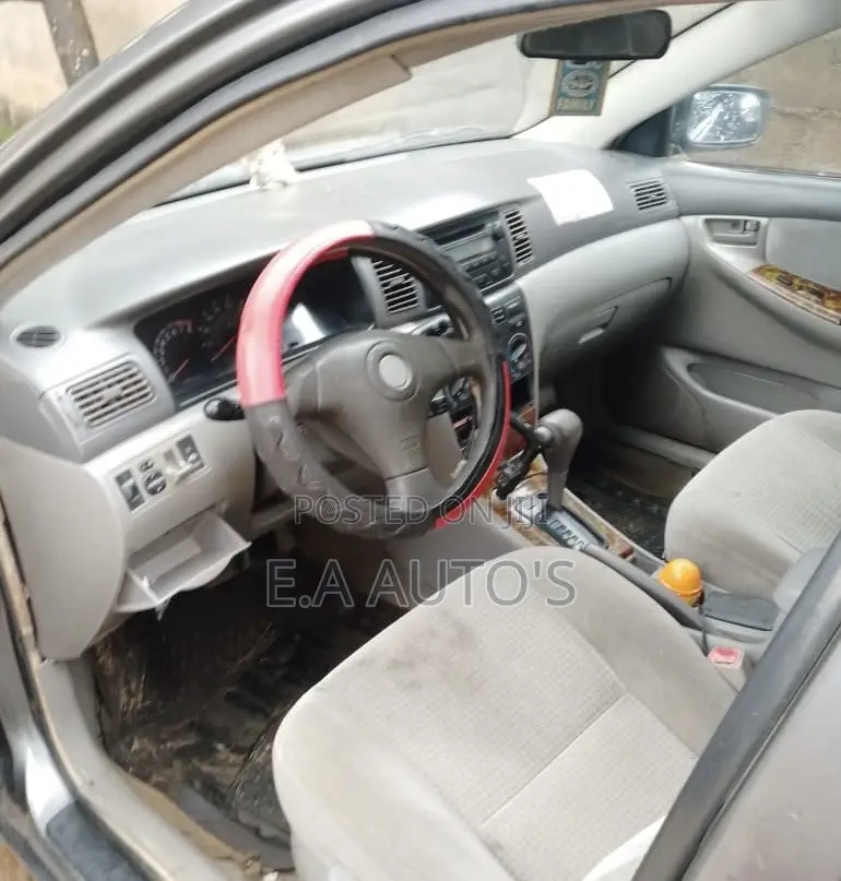 Toyota Corolla 2006 Gray