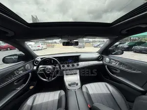 Mercedes-Benz E350 2021 Black