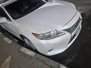 Lexus ES 350 FWD 2013 White
