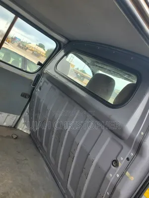 Toyota HiAce 2010
