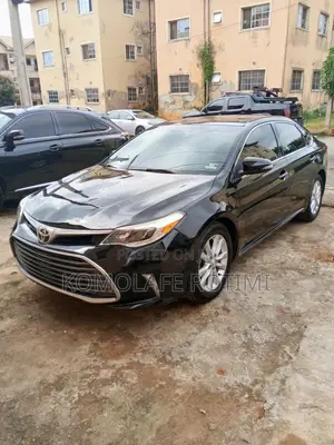 Toyota Avalon XLE FWDSedan (3.6L 6cyl 6A) 2016 Black