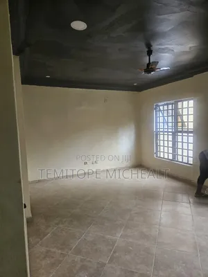 1bdrm Bungalow in Wuse 2 for rent