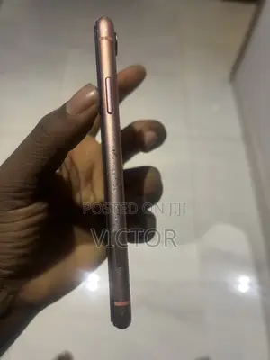 Apple iPhone XR 64 GB
