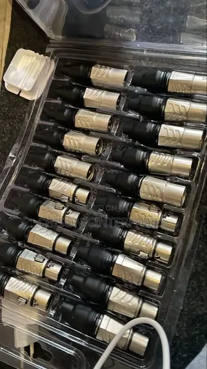 Canon Plugs Original (By Pieces)