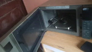Microwave Oven
