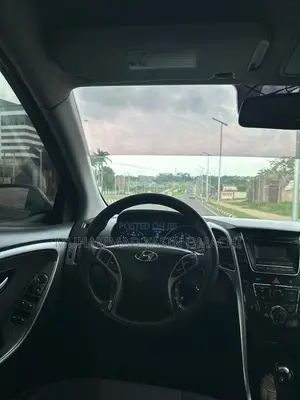 Hyundai Elantra GT 2013 Gray