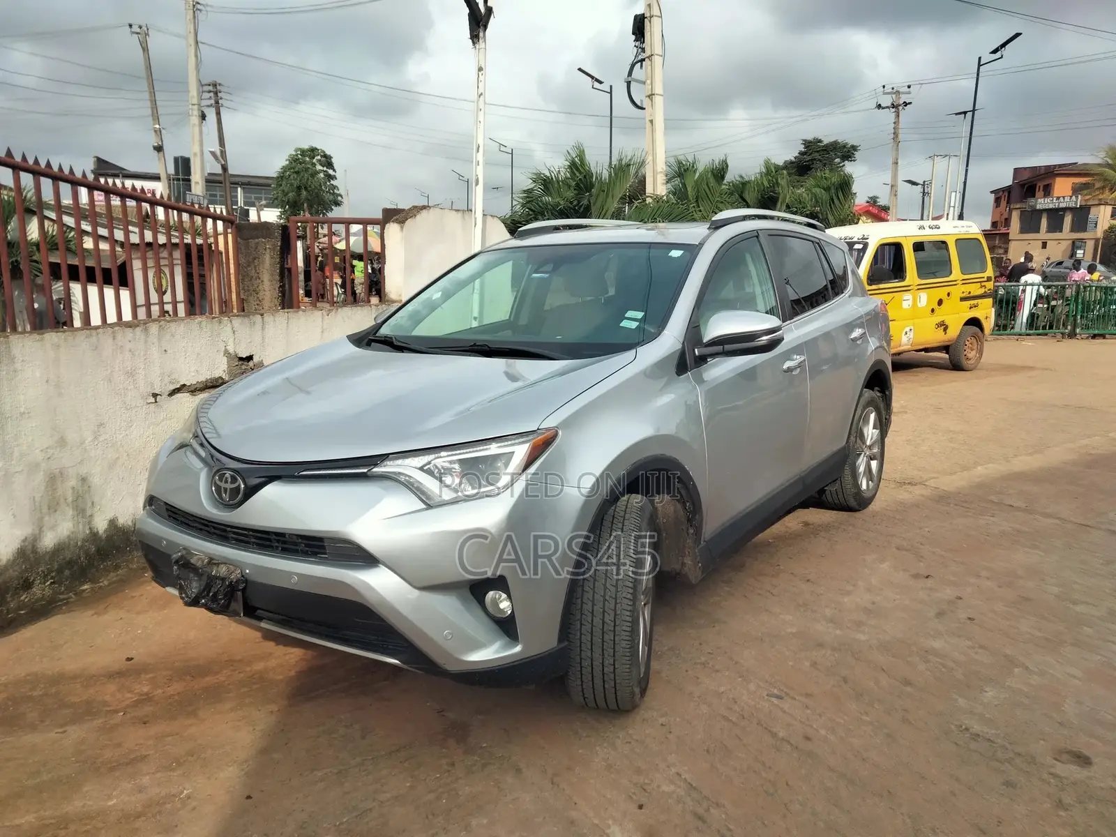Toyota RAV4 2016 Silver