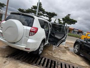 Toyota RAV4 3.5 Limited 2011 Gray
