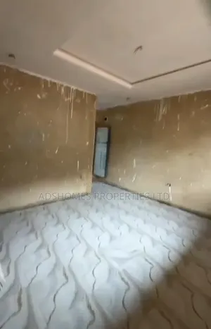 Furnished Mini Flat in Fadeyi for rent
