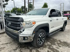 Toyota Tundra 2014 White