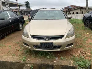 Honda Accord 2007 Gold